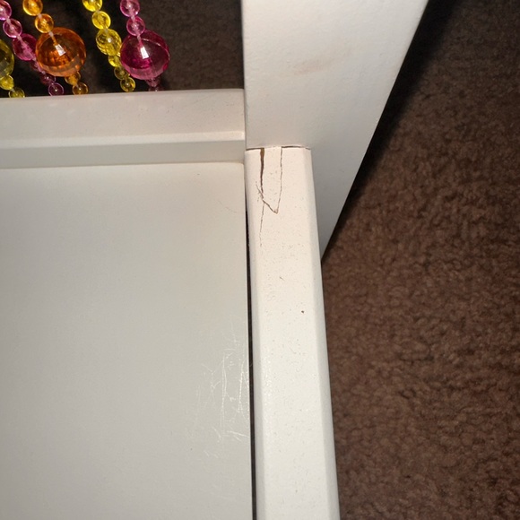 American Girl Doll Julie’s Classic Retired 70's Groovy Canopy Bed, Bedding & PJs - Picture 4 of 10